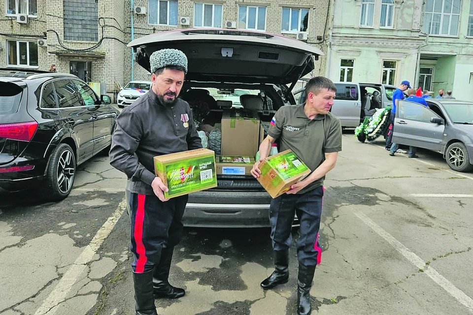 Казаки из Чувашии привезли гуманитарную помощь нашим жителям.