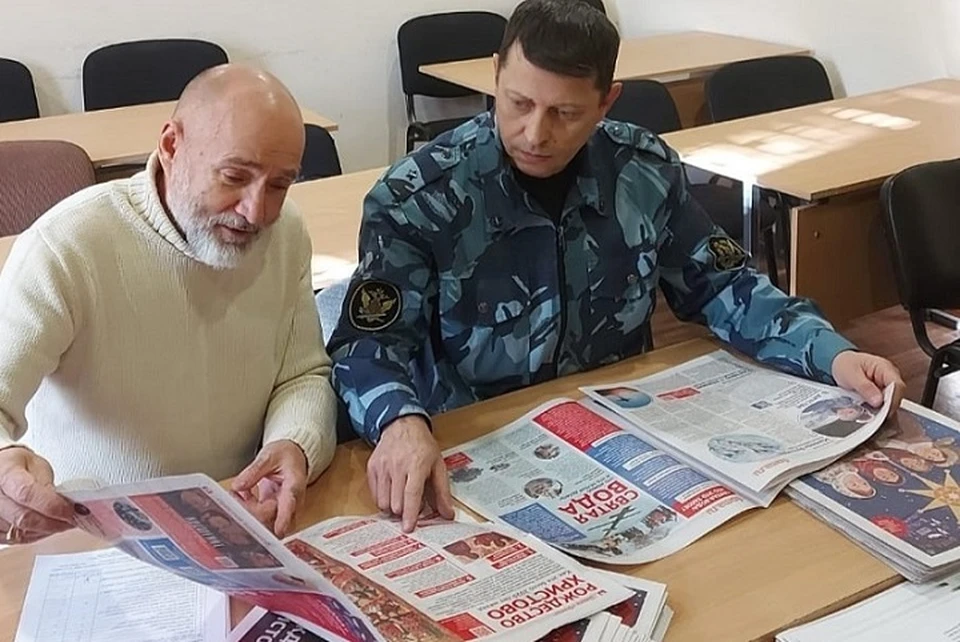 Волонтёры доставляют выпуски православной газеты, которая пользуется популярностью. Фото: пресс-служба УФСИН по Ставропольскому краю