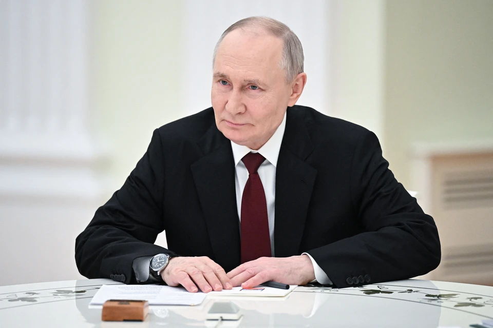 Путин провел в Кремле рабочую встречу с главой Минприроды Козловым