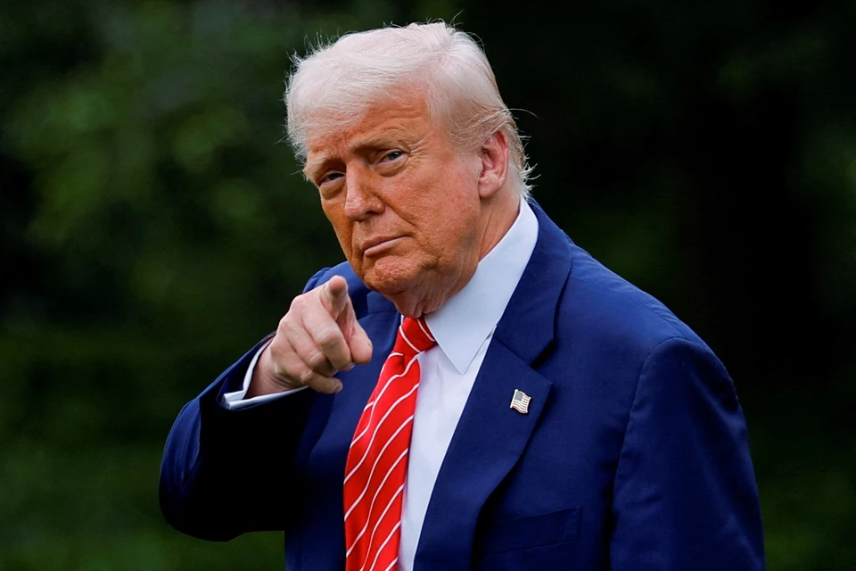 FT: В ЕС опасаются, что Трамп пригрозит прекратить военную помощь Украине