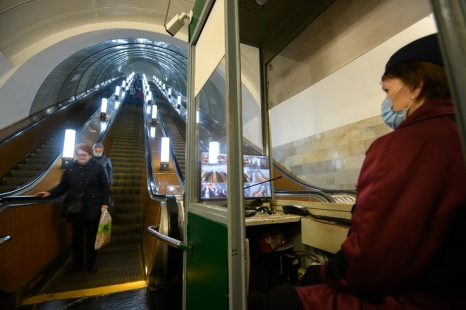 Новосибирцы смогут бесплатно проехаться в метро за стихотворение Пушкина
