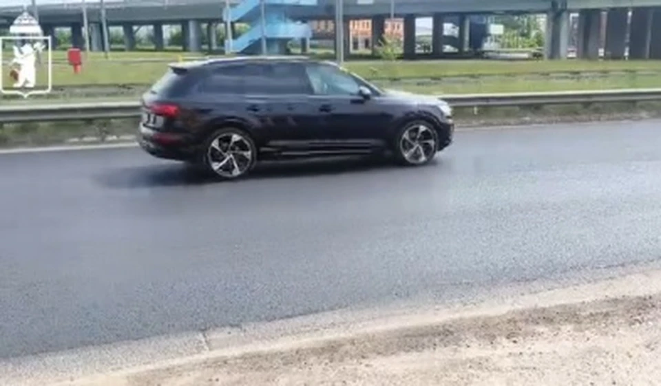 Отремонтированным участком дороги уже пользуются водители.