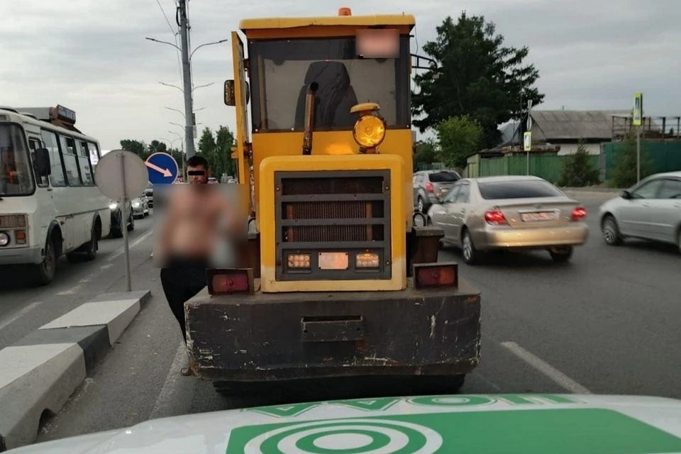 Пьяного водителя задержали после ДТП в Новосибирске. Фото: ГКУ НСО ЦОДД