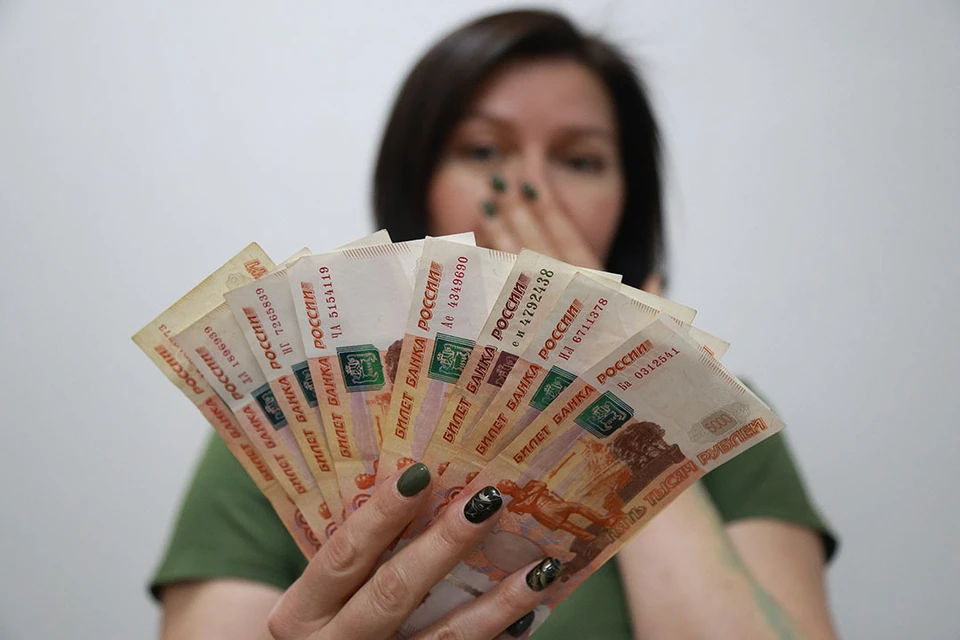 Жертва сама оформила кредиты и несколько дней переводила деньги мошеникам