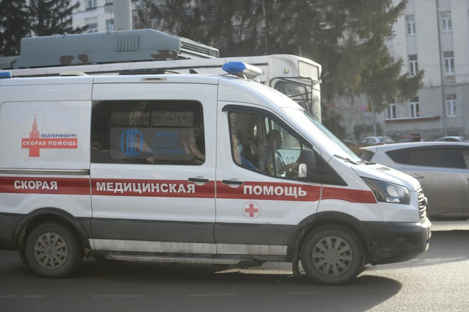 Годовалого малыша спасли из 50-градусной «жаровни» в Серове