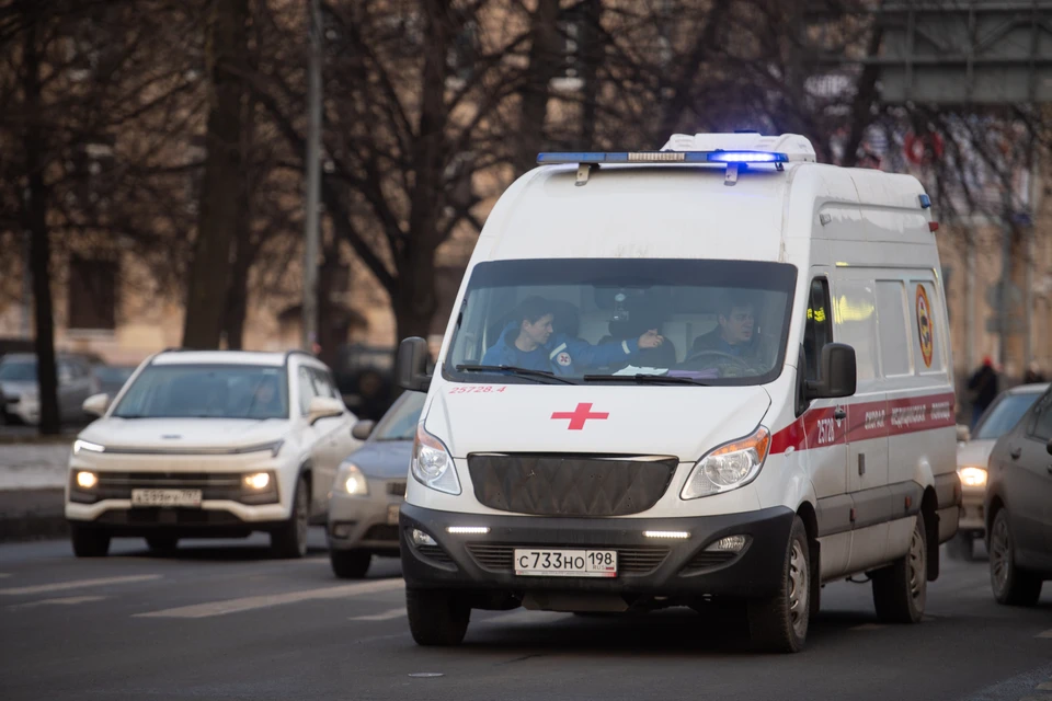 Медики диагностировали у мальчика компрессионный переломом 1 и 2 позвонков