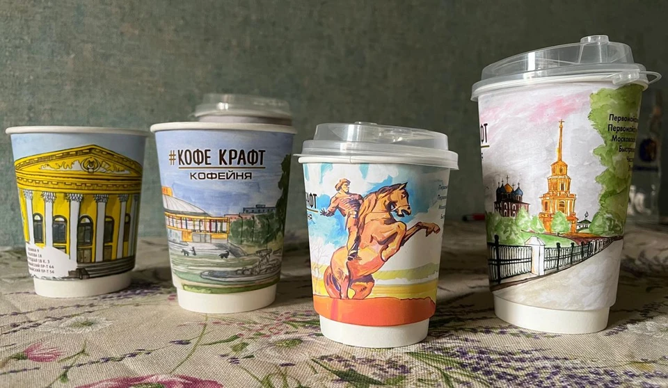 Рязанская кофейня запечатлела городские достопримечательности на своей посуде.
