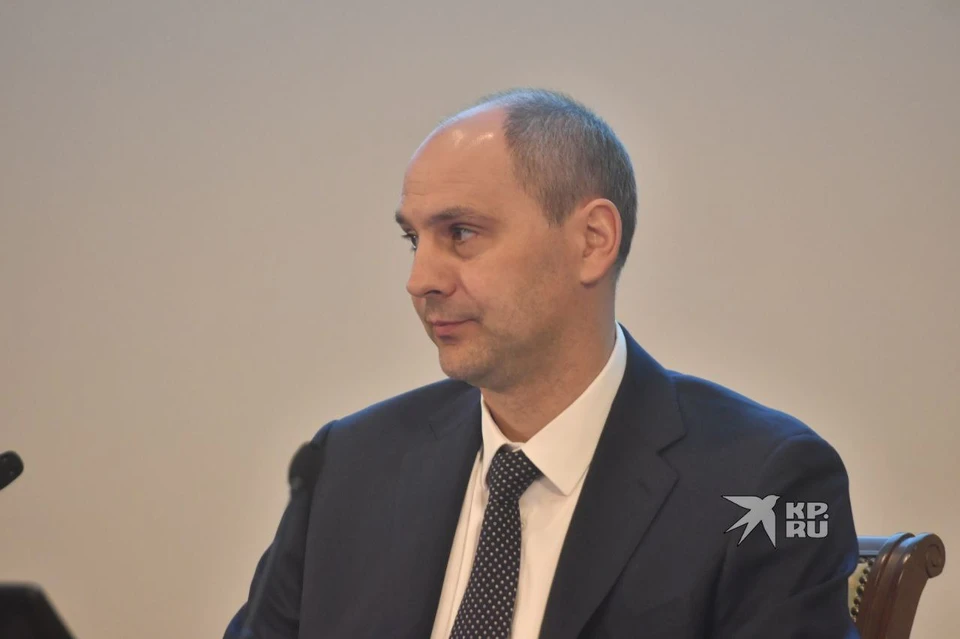 Глава региона говорит о себе, как о критически настроенном и внимательном руководителе