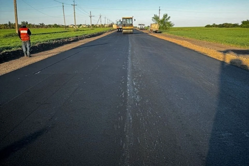 В 2026 году отремонтируют дороги Кировское-Енакиево и Володарское-Суженка. Фото: Минтранс ДНР
