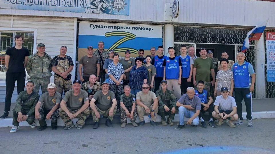 По заявкам военнослужащих были собраны продукты питания и медикаменты, надувные лодки и стройматериалы