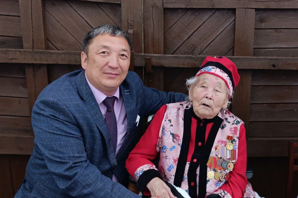 В Иркутской области три долгожительницы отметили 100-летний юбилей.