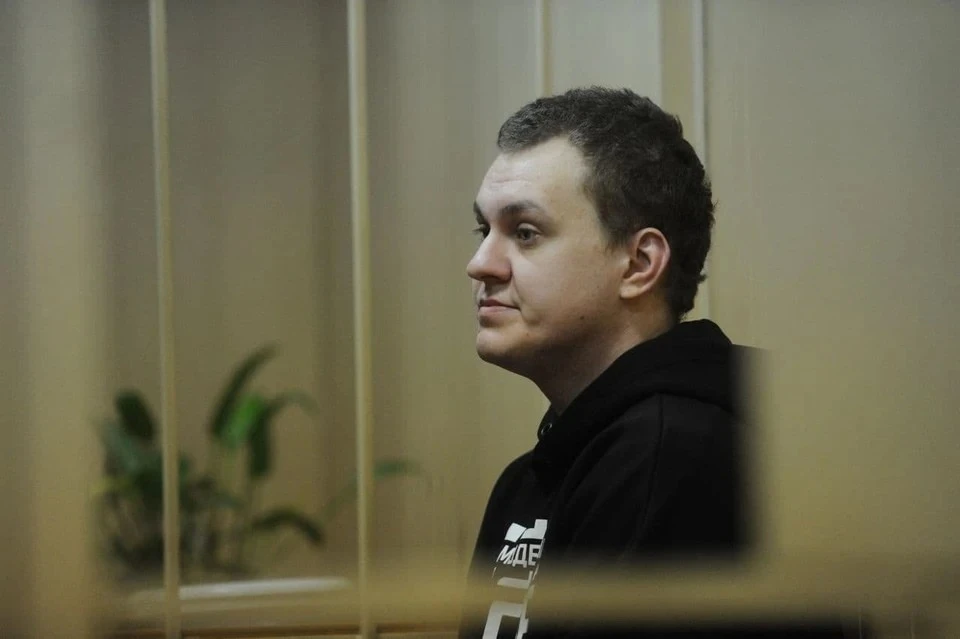 Юрий Хованский снизил на 16 млн руб цену на квартиру, которую не может продать