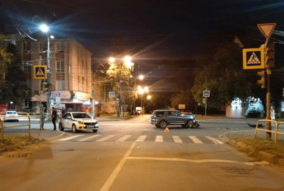 У иномарки не было государственных регистрационных знаков.