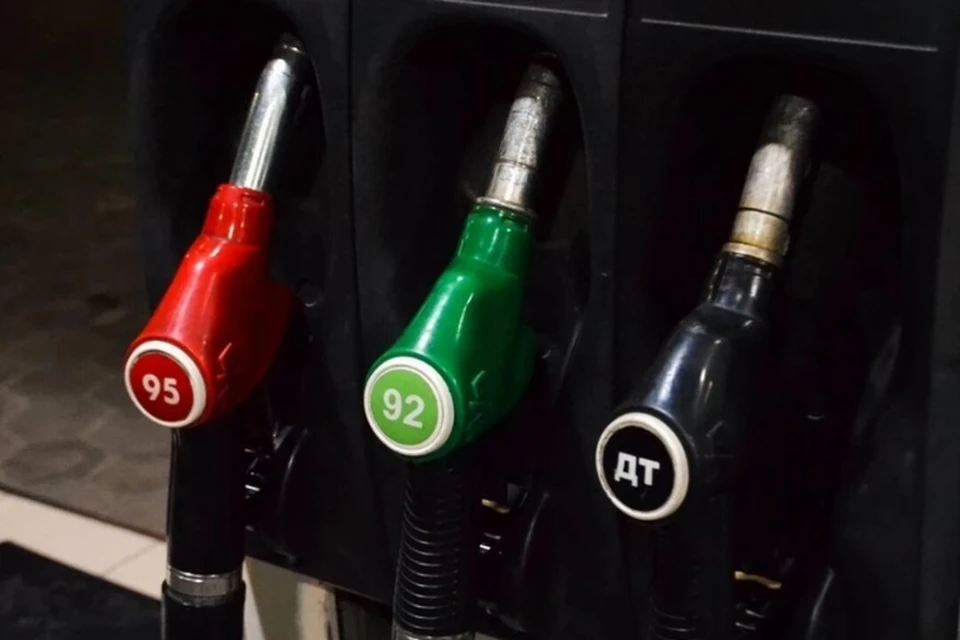 В среднем, бензин марки АИ-98 стоит в регионе чуть больше 79 рублей