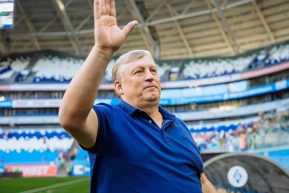 Игорь Осинькин не возглавит уральскую команду