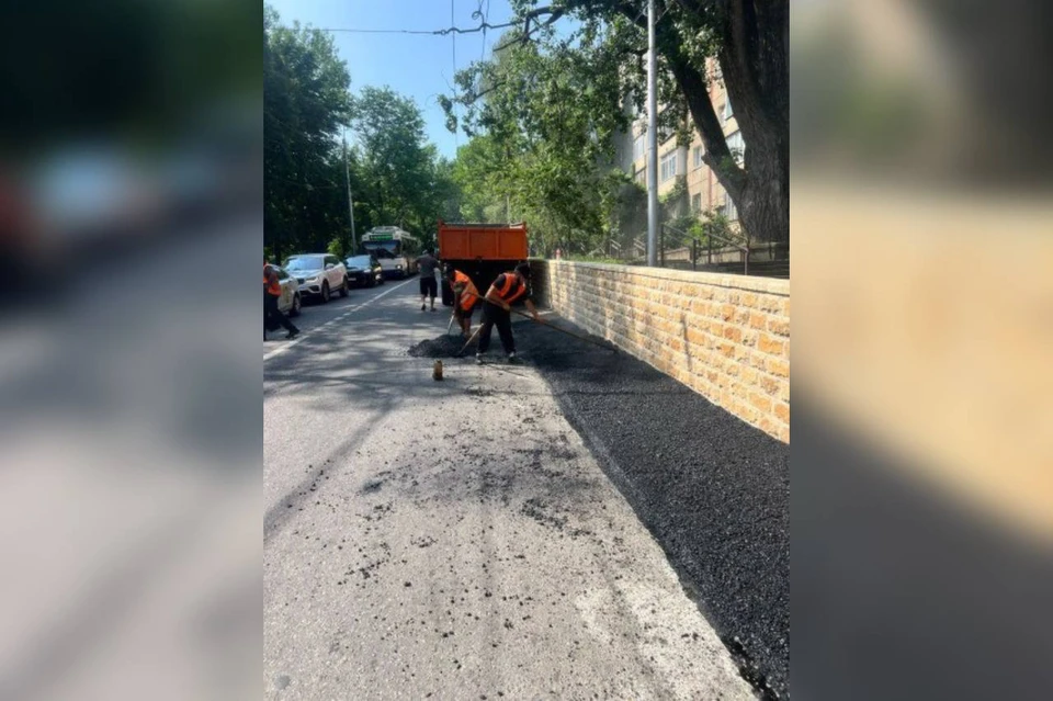 В Ставрополе продолжается ремонт подпорной стены на улице Льва Толстого. Фото: администрация Ставрополя