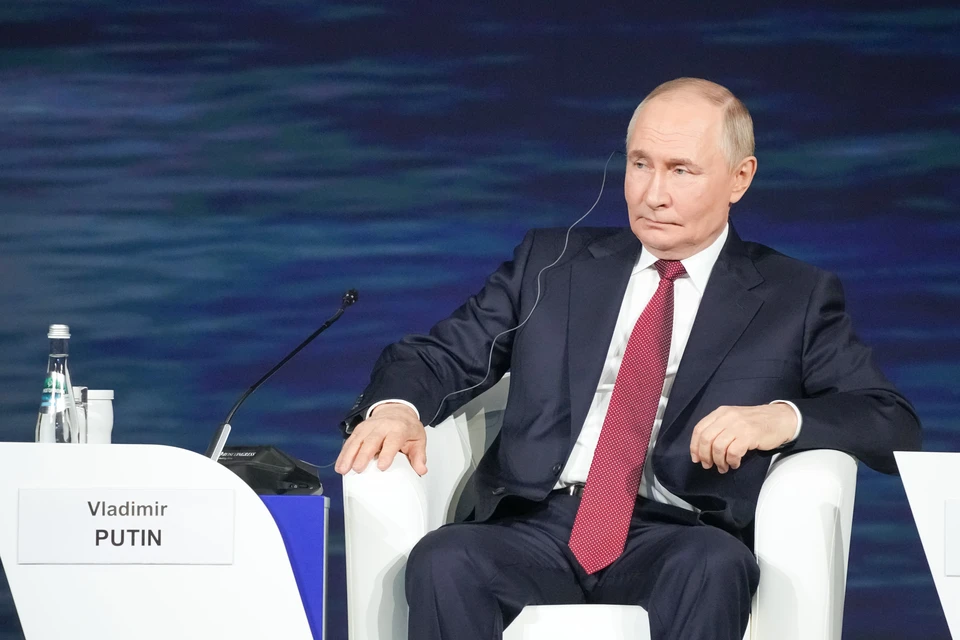 Путин заявил о поддержке Ирана в борьбе за законные интересы