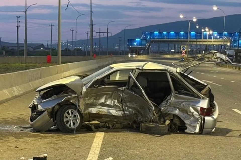 Столкнулись два автомобиля ВАЗ. Фото: ГАИ по РД