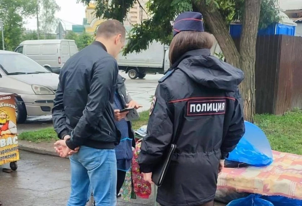 Незаконная уличная торговля по-прежнему остается одним из самых массовых нарушений.