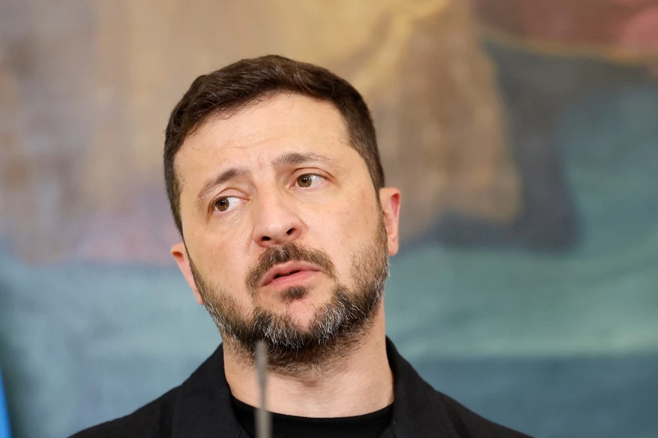 Зеленский опроверг информацию о возможной отставке премьера Украины Шмыгаля
