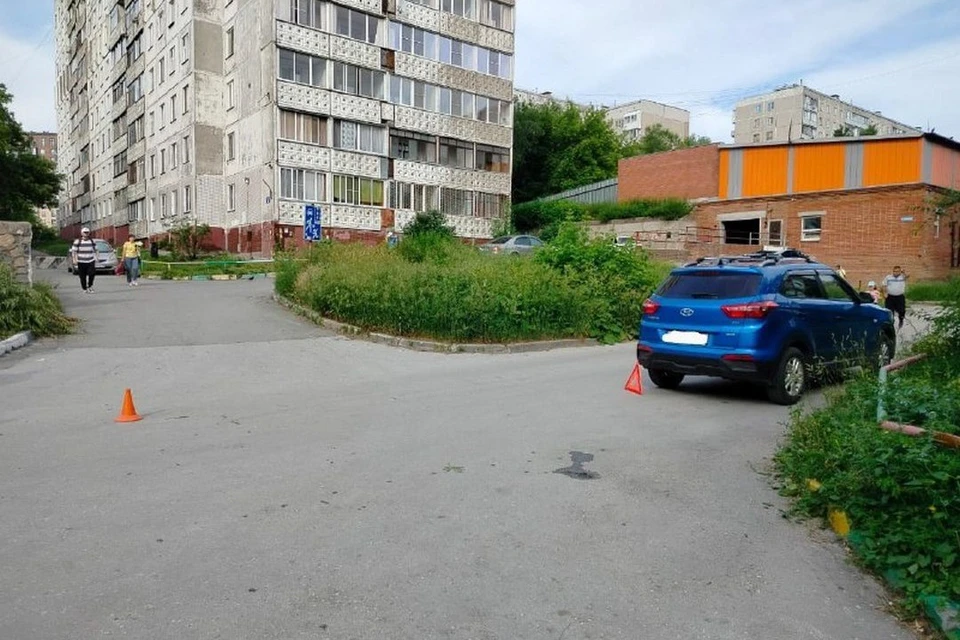 Ребенка сбили во дворе дома в Новосибирске. Фото: ГАИ Новосибирской области