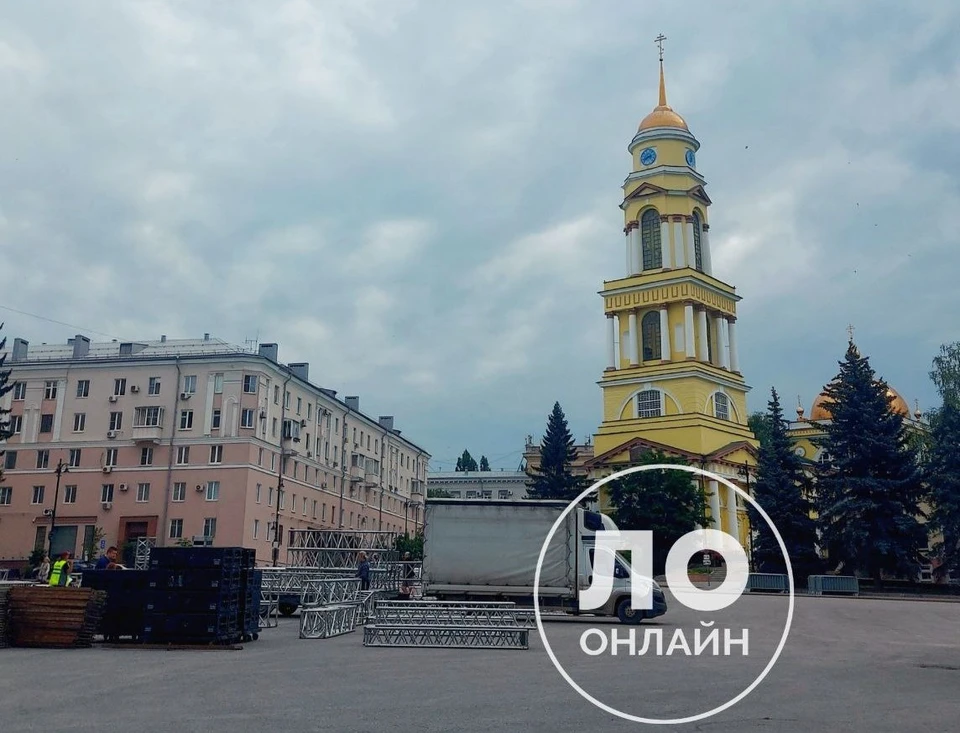Для безопасности виновников торжества и гостей мероприятия вход будет осуществляться через 2 КПП.