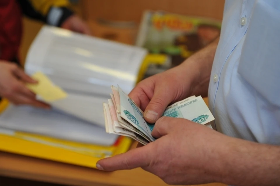 Стандартное пособие составляет до 15 044,21 рубля в первые три месяца безработицы.