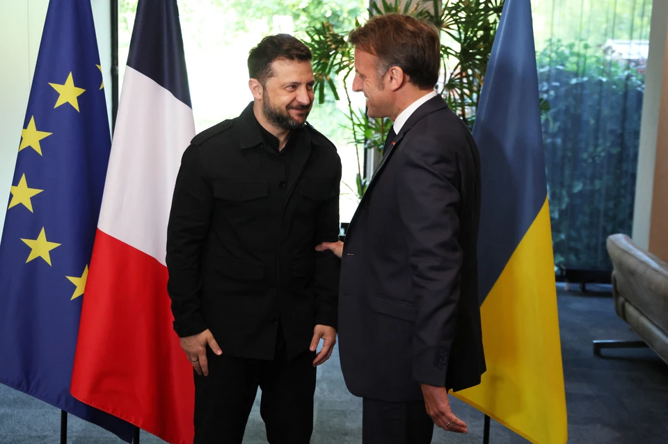 Cнимок Макрона и нелегитимного украинского лидера Владимира Зеленского вызвал резонанс.