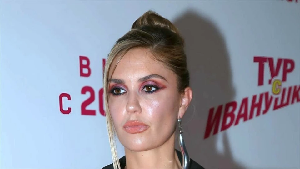 Актриса Агата Муцениеце отшутилась о своей беременности