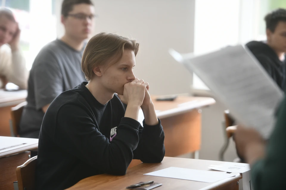 Стало известно, сколько выпускников в Ростовской области написали ЕГЭ на высший балл