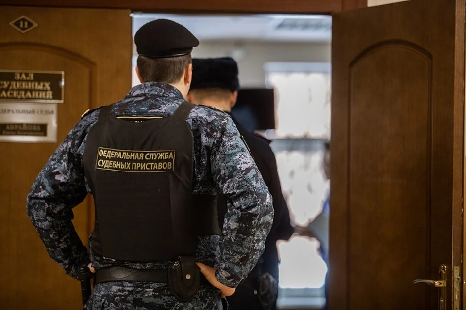 В ЕАО скрывавшегося неплательщика алиментов нашли и доставили к приставам