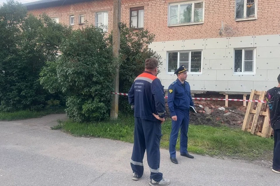 Прокуратура проводит проверку в Переславле, где есть угроза обрушения двухэтажного дома.