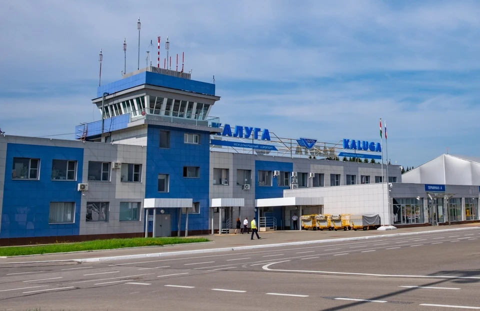 Калужские пассажиры ждут снятия ограничений для вылета в Казань.
