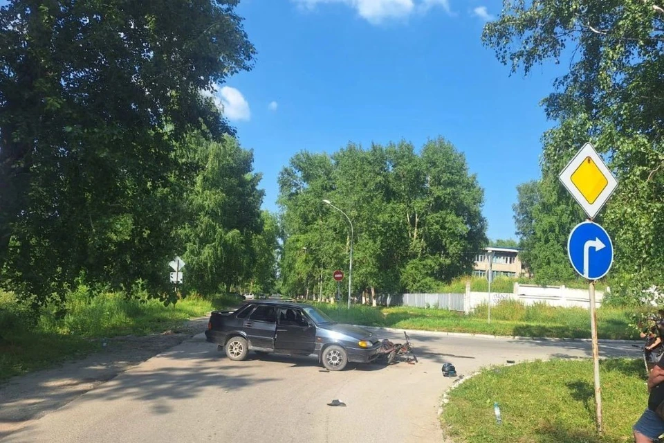 17-летний юноша попал в больницу. Фото: ГАИ по Новосибирской области.