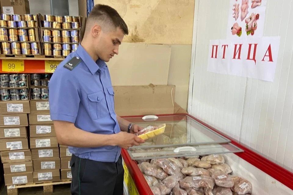 На масло, сыр, колбасу и другие продукты не было необходимых ветеринарных документов. Фото: Россельхознадзор Оренбургской области