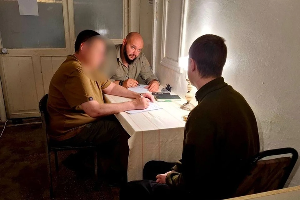Прием у омбудсмена помогает решать вопросы солдат Херсонского направления. Фото: тг-канал Сергея Георгиева