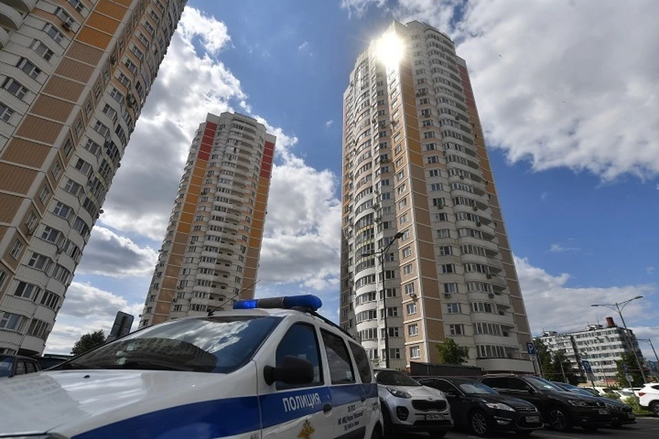 Ростовчанину пришлось искать помощи у полиции после того, как он поверил незнакомцу и поддался на провокации девушки из клуба.