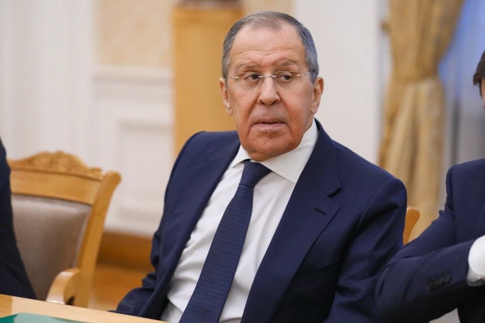 Лавров прибыл в Китай на заседание Совета глав МИД стран ШОС