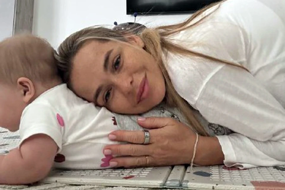 Анна Хилькевич отсмотрела 50 нянь прежде чем доверить наемной сотруднице дочь Оливию