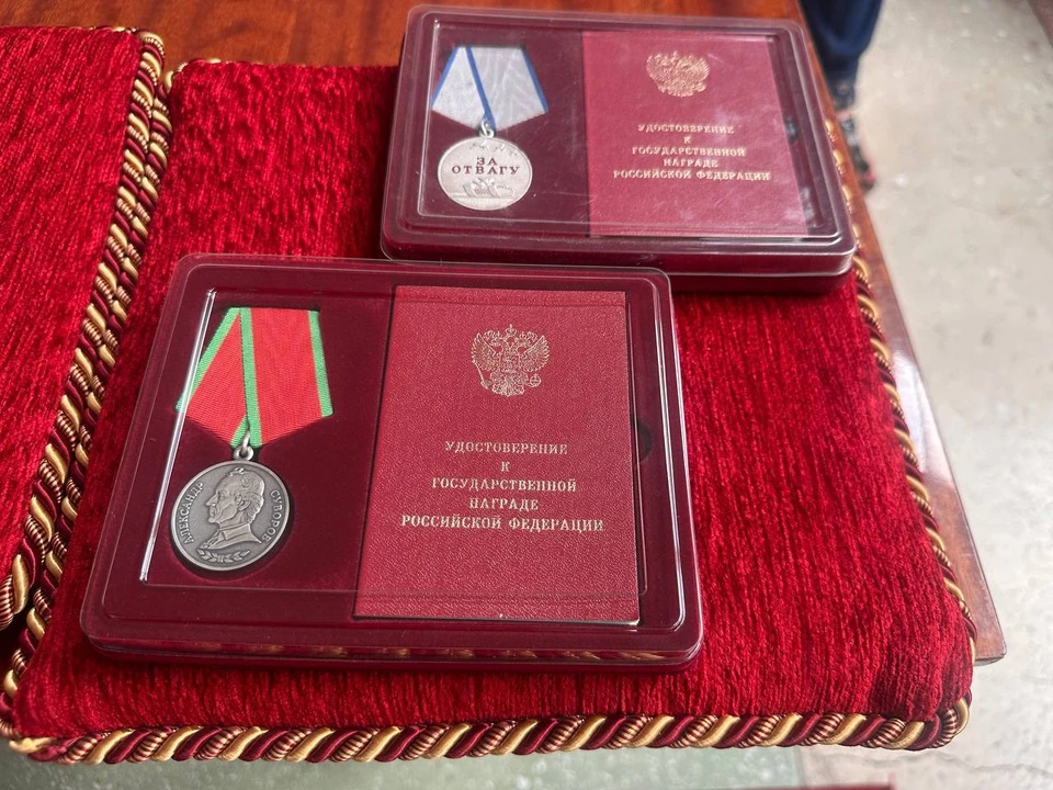 Семьи погибших бойцов СВО получили их награды в Ангарске. Фото: администрация Ангарска.