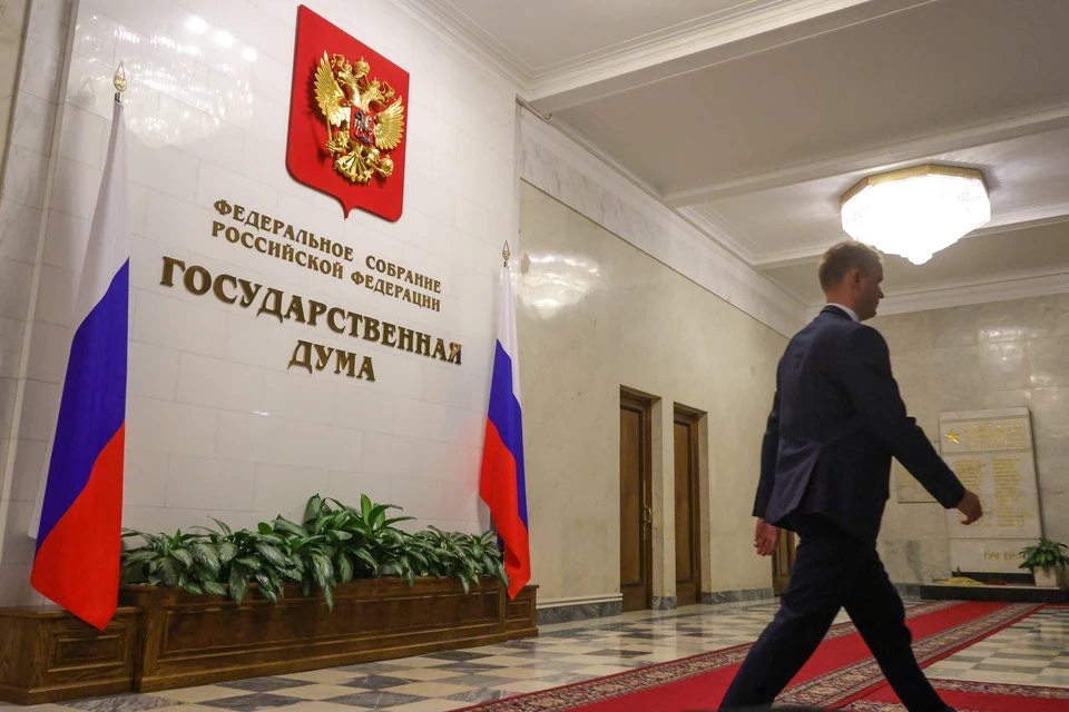 Госдума приняла закон против вандализма на воинских захоронениях