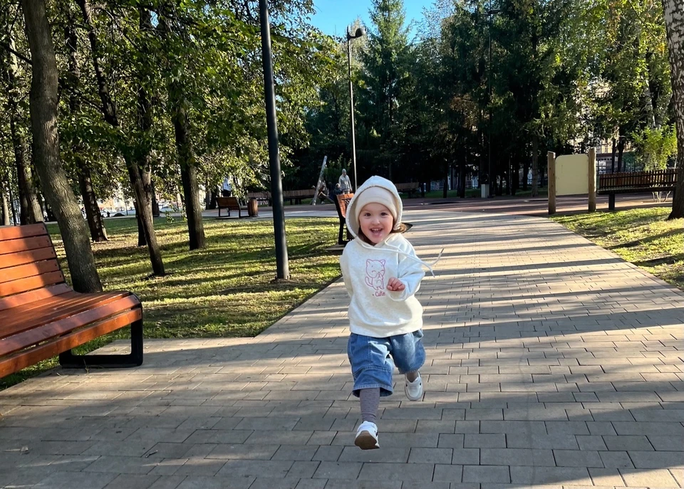 Летние прогулки с детьми могут превратиться в настоящее приключения. Главное - правильно выбирать места