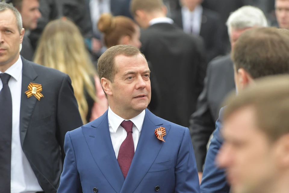 Медведев после удара Израиля по Дамаску призвал подумать, кто настоящий террорист