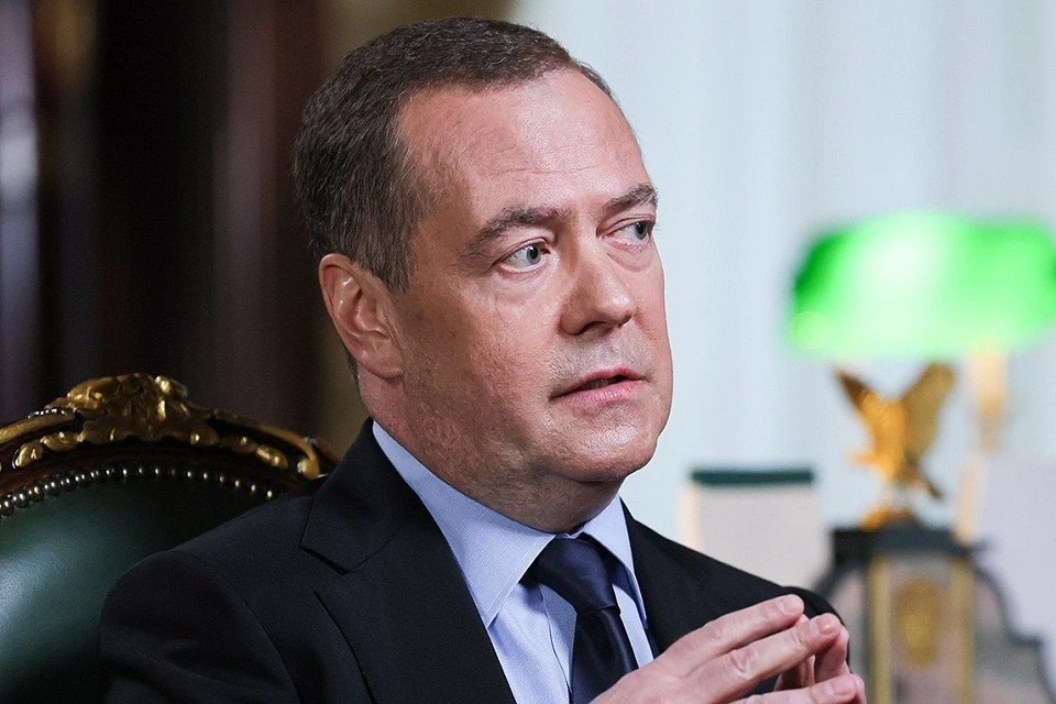 Медведев: Дебандеризация Украины потребует длительной работы с сознанием граждан