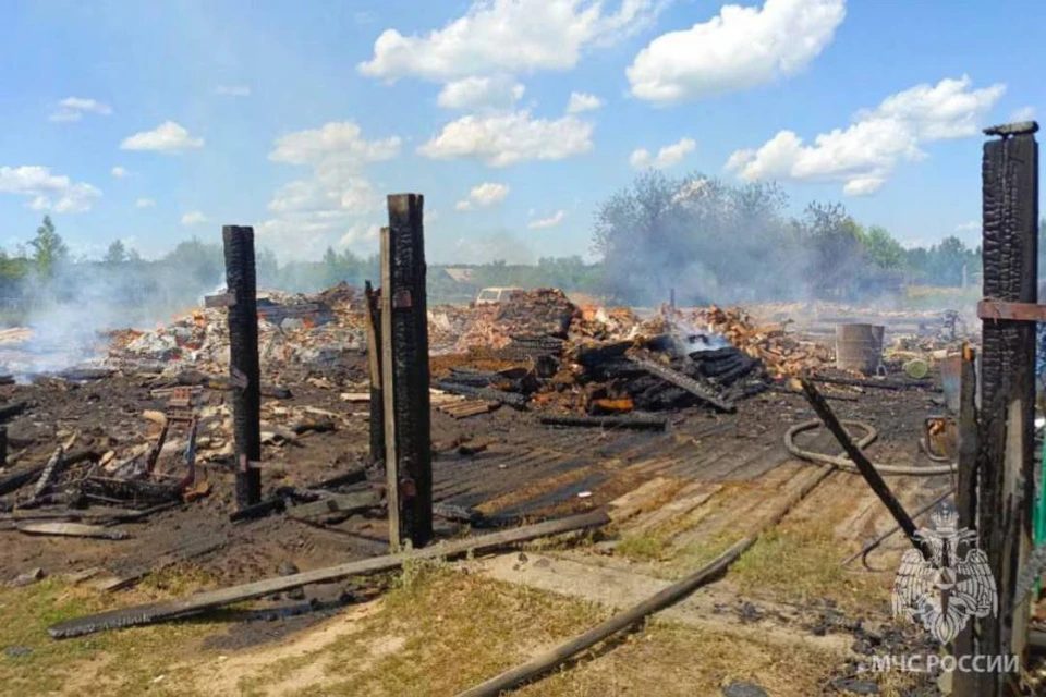 Пожар ликвидировали на площади 108 квадратов