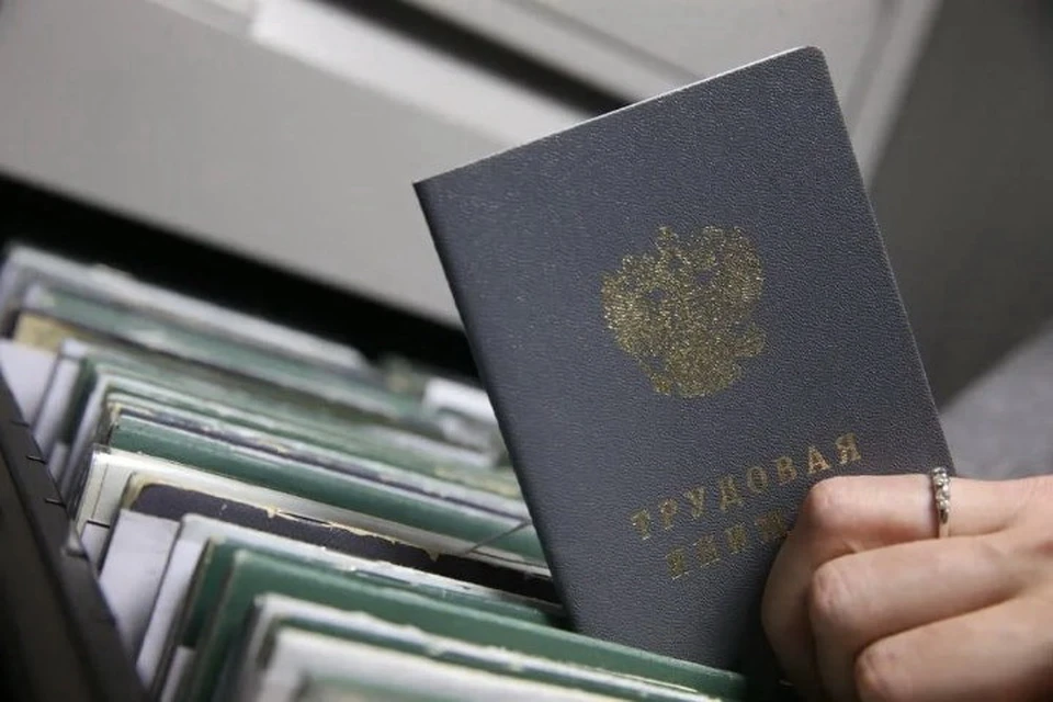 С 1 июля 2025 года комиссия подтверждает страховой стаж без ограничения продолжительности периодов работы. Фото: Минтруда ДНР