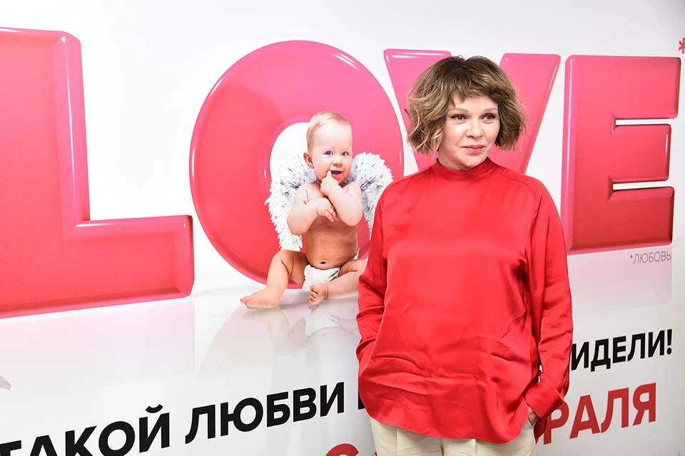 Актриса Елена Валюшкина