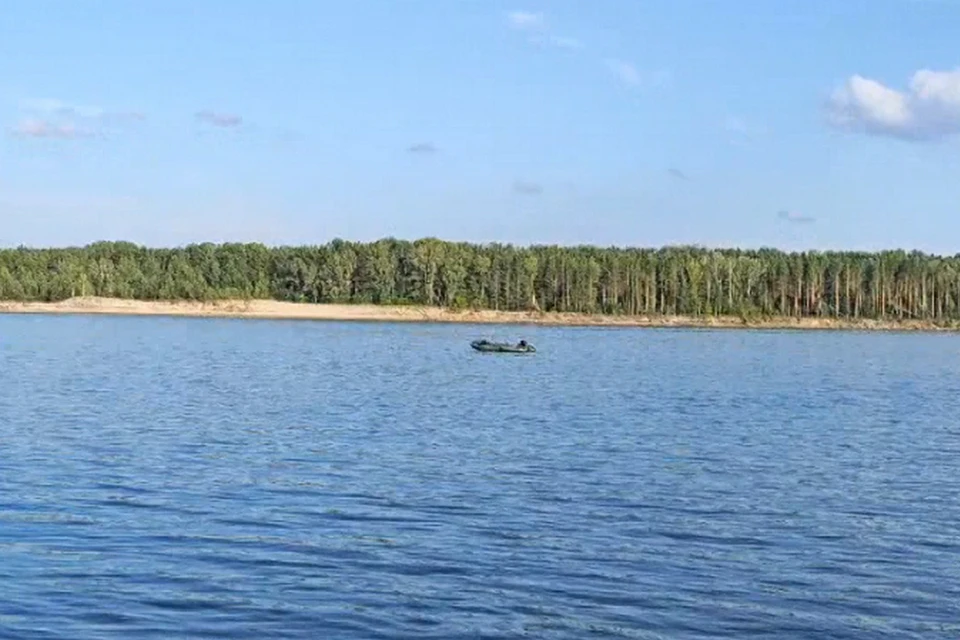 Новосибирец уснул в лодке, которую унесло течением. Фото: Управление на транспорте МВД России по СФО