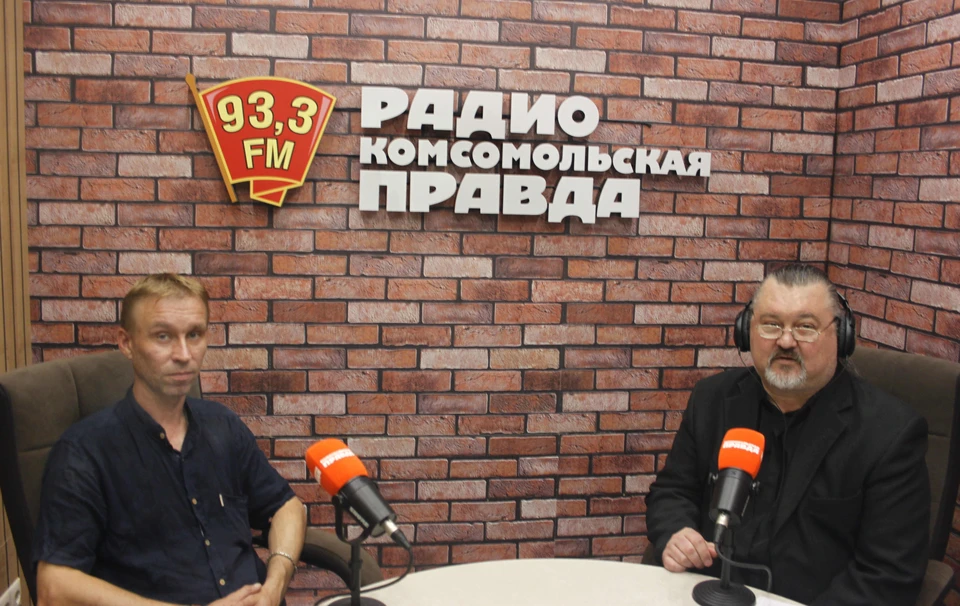 Гость радио «Комсомольская правда» в Туле - начальник Тульской археологической экспедиции Евгений Столяров. Фото: Анна КОНЕВА.