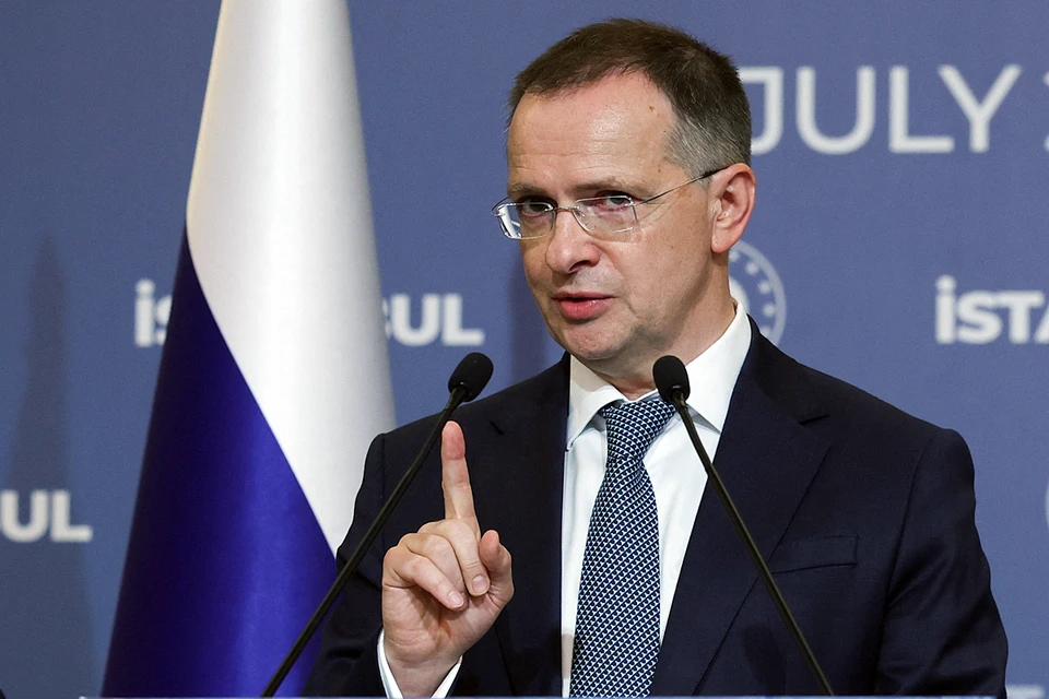 Глава российской делегации Владимир Мединский